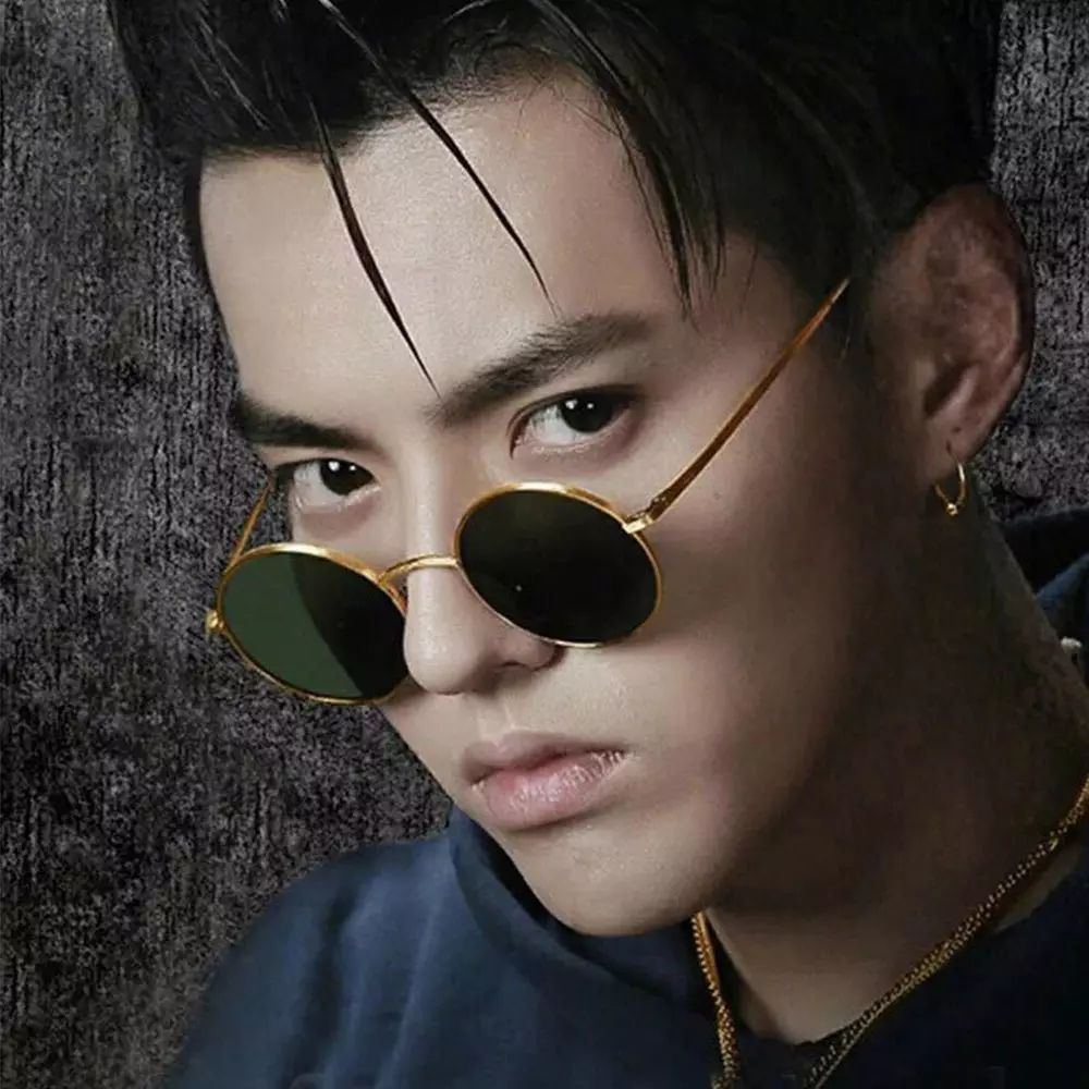 men with round glasses