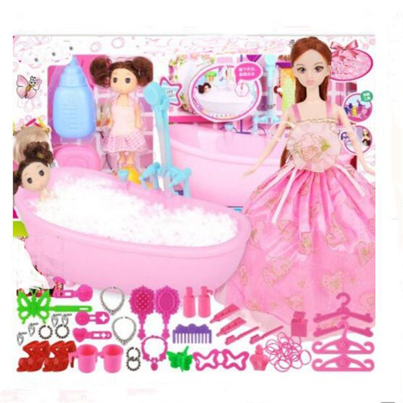 Fashion Barbie Dolls With Some, Barbie Doll Bathtub Set