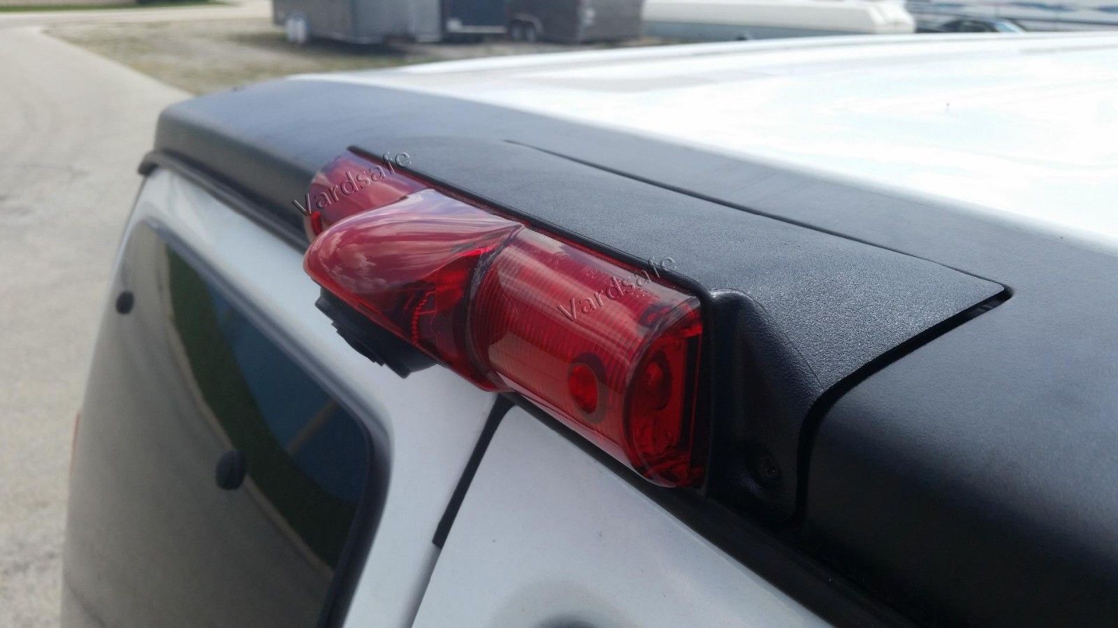 con dos puertas traseras Vardsafe VS938 Luz de freno de aparcamiento trasera c/ámara de marcha atr/ás para Volkswagen Transporter T5//T6