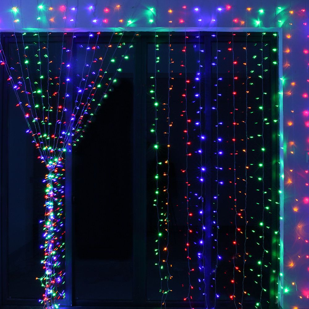 outdoor colored christmas lights