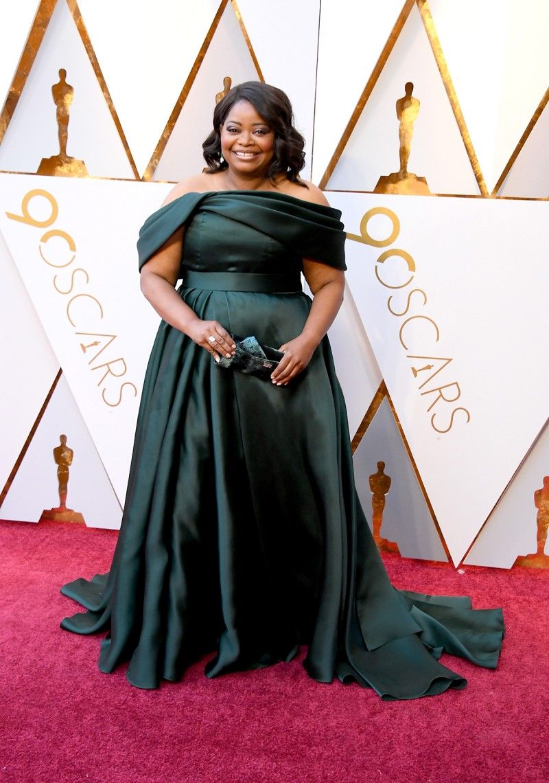 plus size oscar dresses