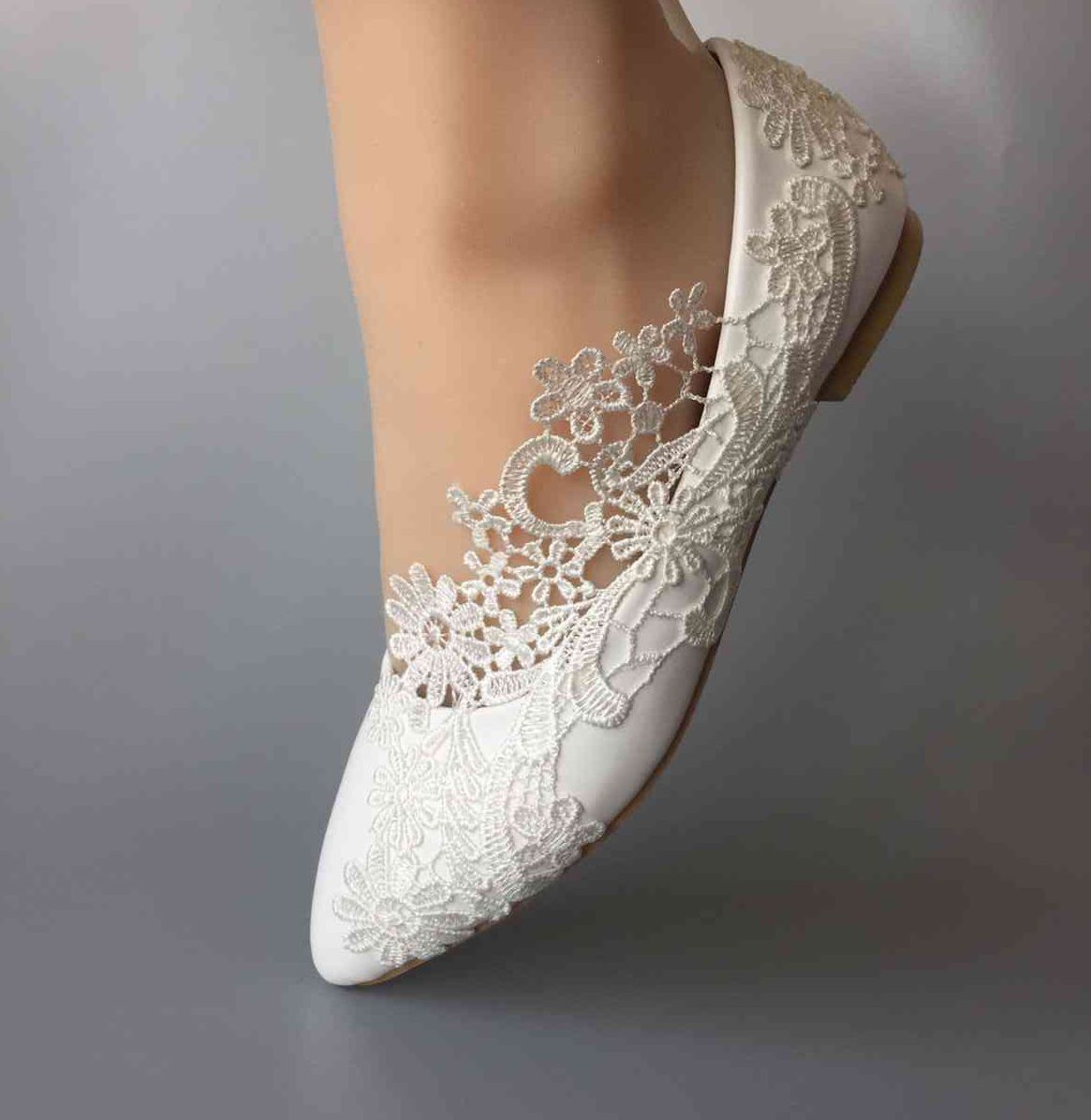 Women Wedding Shoes Waterproof Lace Bride Wedding Dresses Flat