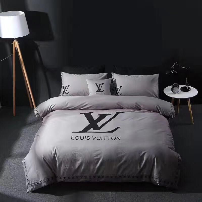 White Navy Grid Bed Cover Suit D Letter Design Double Side Crystal