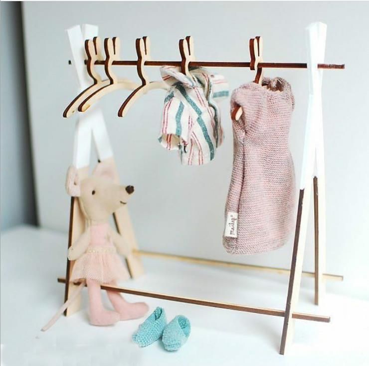 Acheter Enfants Chambre Decoration Bois Swan Tissu Cintre Mignon Bebe Vetements Rangement Cintres Lapin Enfants Cadeau Danniversaire De 22 Du Muyiyangmimi Fr Dhgate Com