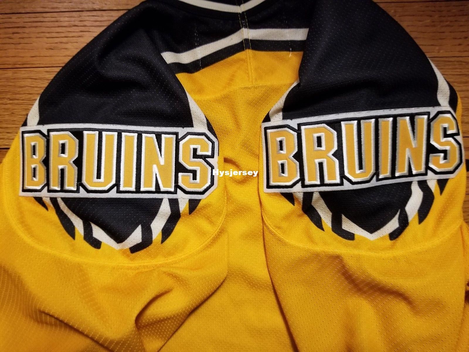 CCM, Shirts, Rare Vintage Ccm Boston Bruins Hockey Jersey Bear Logomens  Small S Read