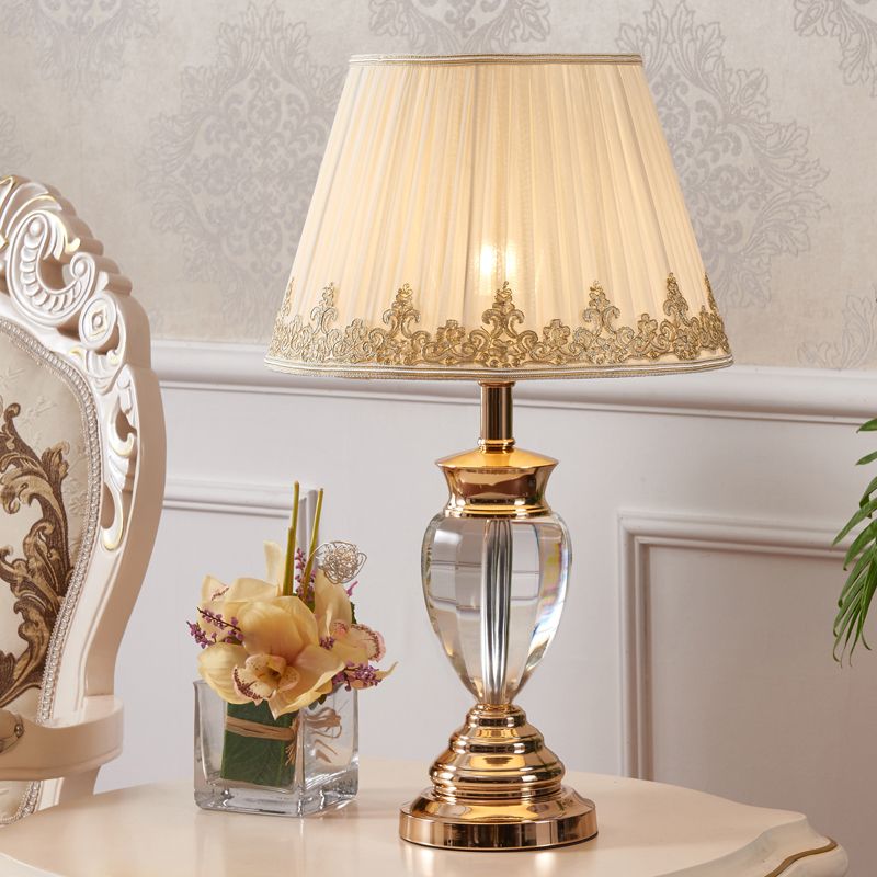 compre lampara de mesa blanca mesitas de noche modernas iluminacion de cristal sala de estudio luces de mesa de boda cubierta de tela dormitorio de