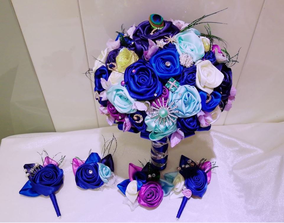 High End Custom European Peacock Feather Wedding Bouquet Royal Blue Purple Rose Jewelry Brooch Bridal Bouquet Uk 2021 From Golden Phoenix Gbp 17 28 Dhgate Uk