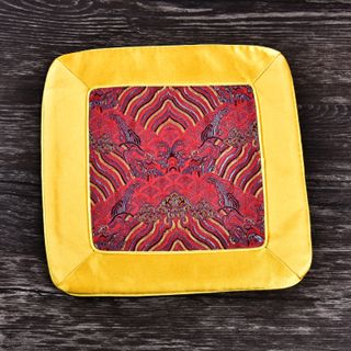 yellow red 25x25 cm