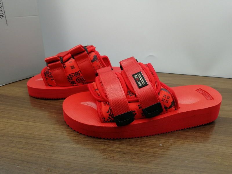 suicoke slides sale