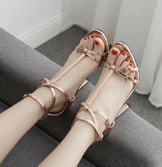Großhandel Neue Champagner Gold T Riemchen High Heels Schuhe Abschlussball Schuhe Größe 35 Bis 40 Von Myshoescity, $28.88 Auf De.Dhgate.Com | Dhgate Großhandel Neue Champagner Gold T Riemchen High Heels Schuhe Abschlussball Schuhe Größe 35 Bis 40 Von Myshoescity, $28.88 Auf De.Dhgate.Com | Dhgate