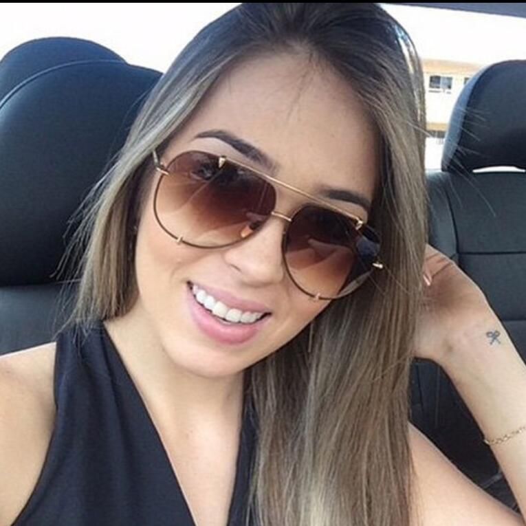 oversized pilot sunglasses