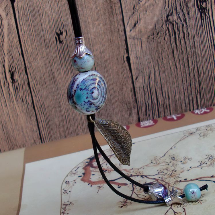 Compre Collar De Cerámica Hecho A Mano Retro Horno De Cocción De Alta  Temperatura Larga Cadena De Suéter Perlas De Cuerda Colgante De Moda De  Alto Grado De La Joyería De Las