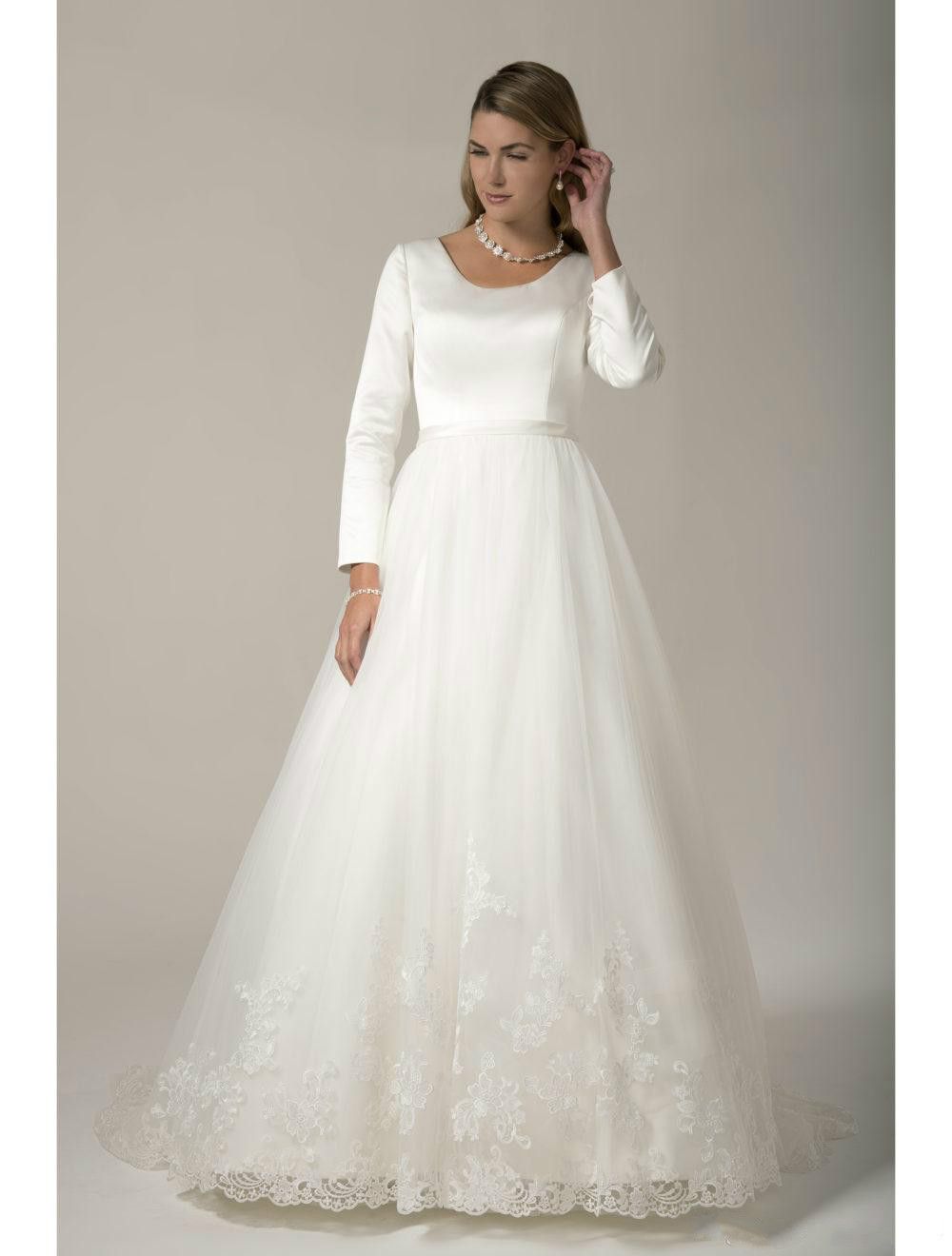 Vintage White Satin Long Sleeve Wedding Dresses Winter Fall Lace