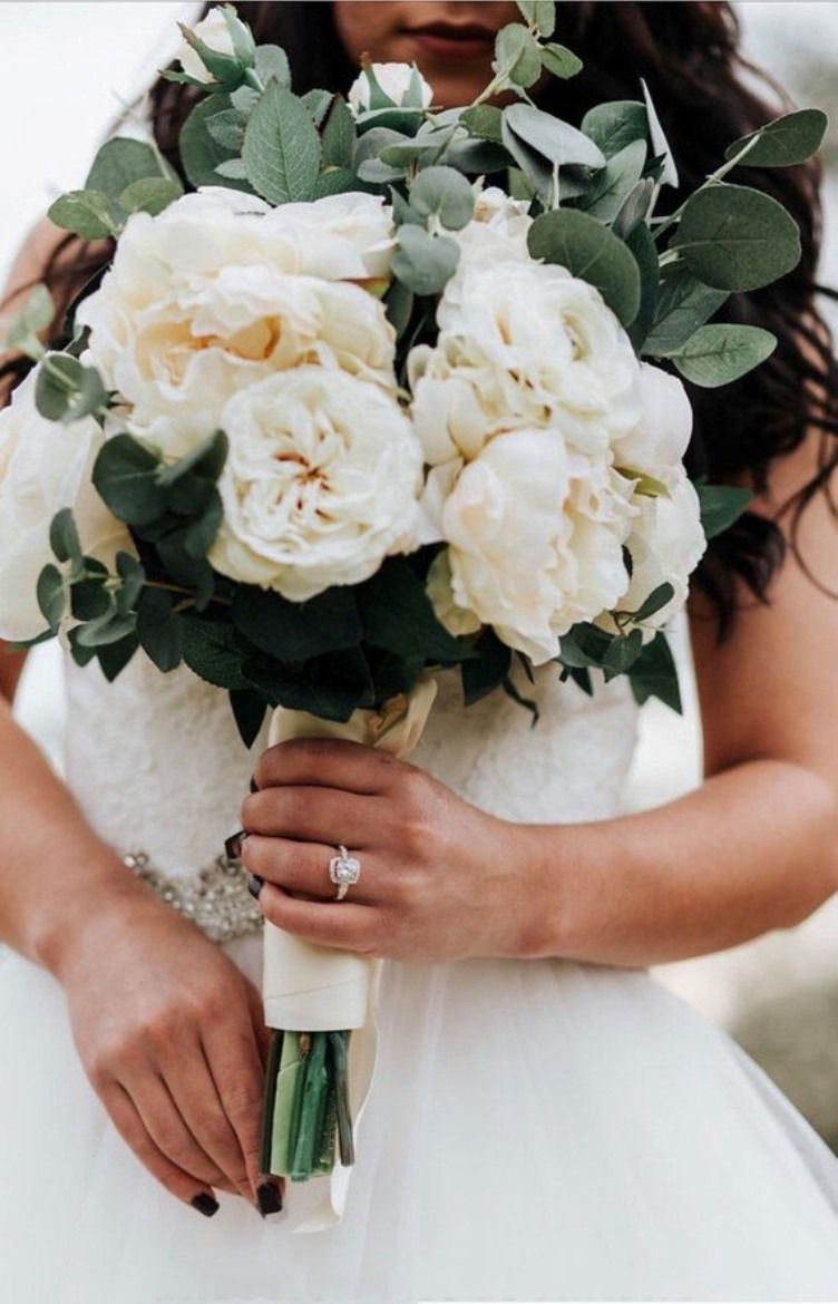 Grosshandel Elfenbein Und Eucalyptus Braut Bouquet Seidenblumen