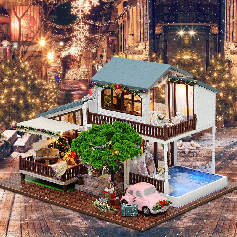 sylvanian christmas house