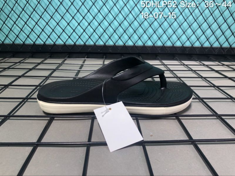 wmns solarsoft thong 2