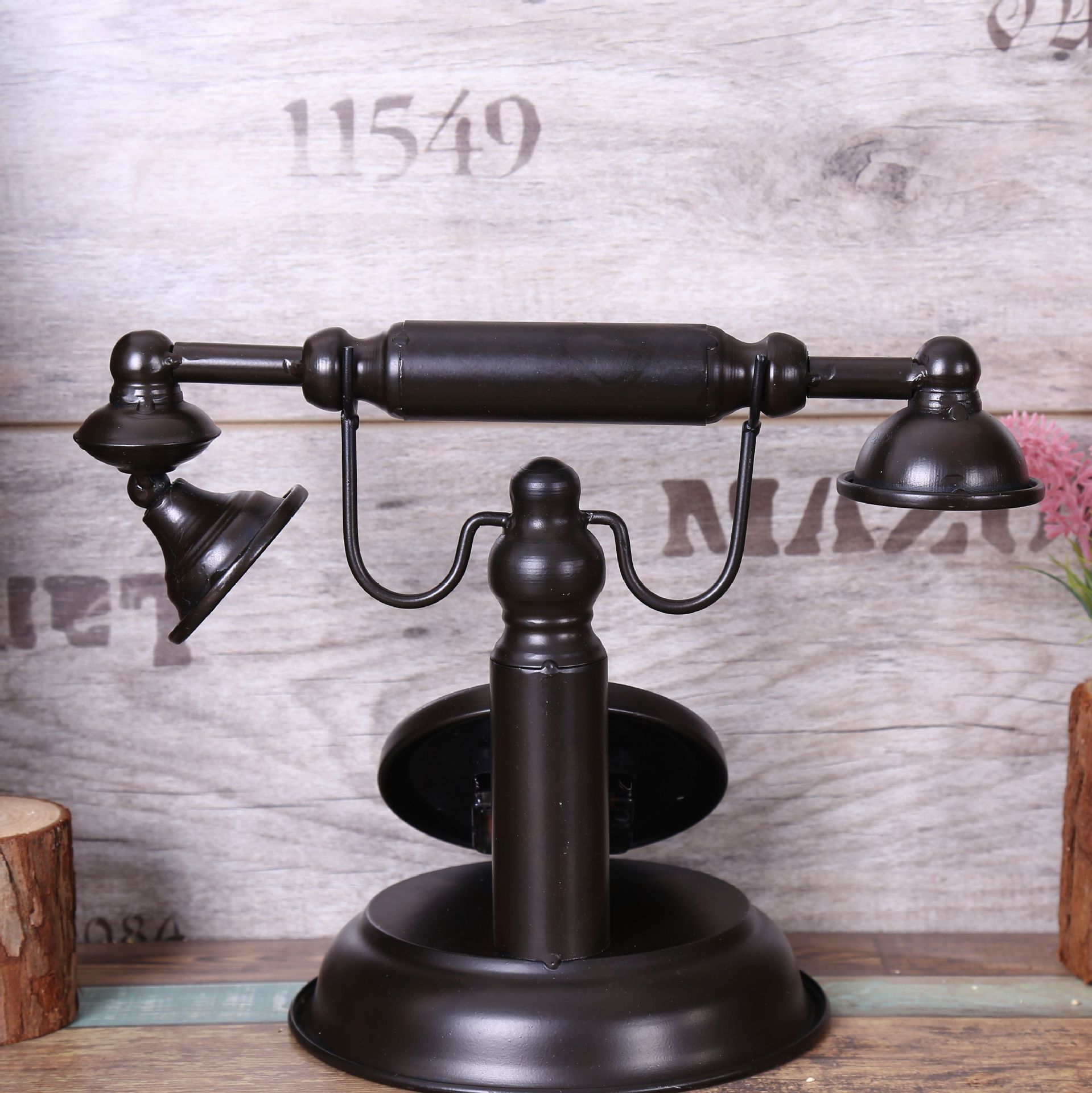 2021 Shabby Chic Retro Telephone Model Vintage Decor Retro Desk Clock Table Clock Bar Cafe Crafts Decoration From Meetamo 50 77 Dhgate Com