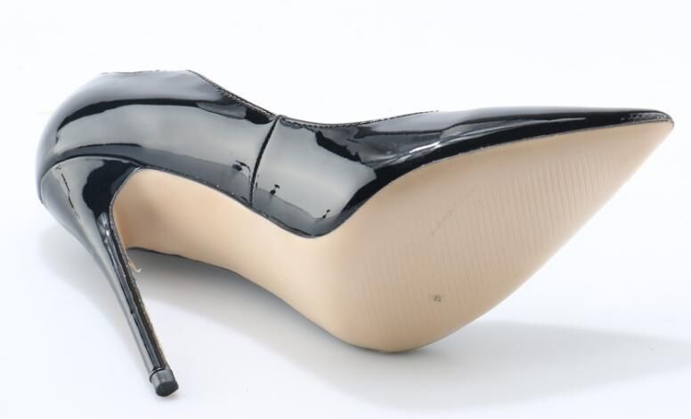 Women Classical Design Pointed Toe Black Nude Patent Leather Pumps