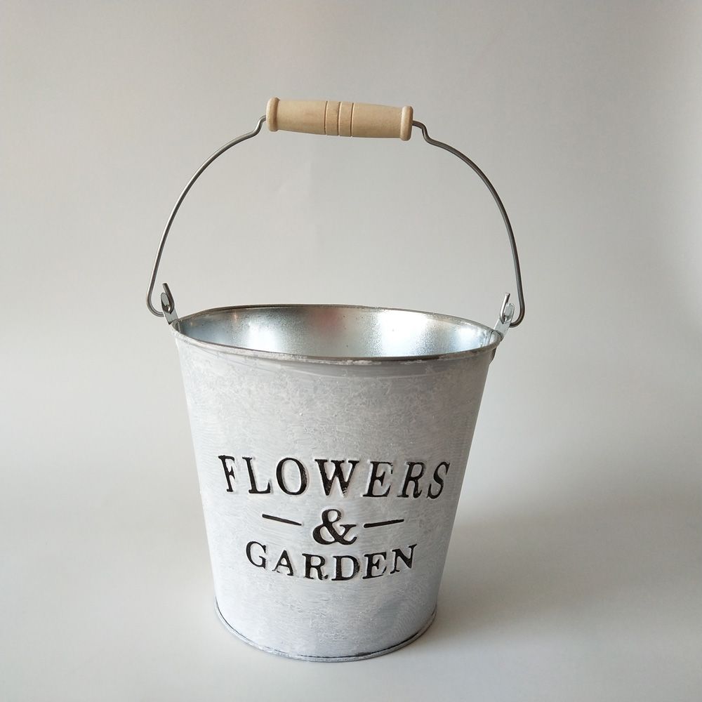 2020 D16xH14.5CM Big Rustic Metal Pail Garden Bucket Tin Pail Iron Pots White Color Flower