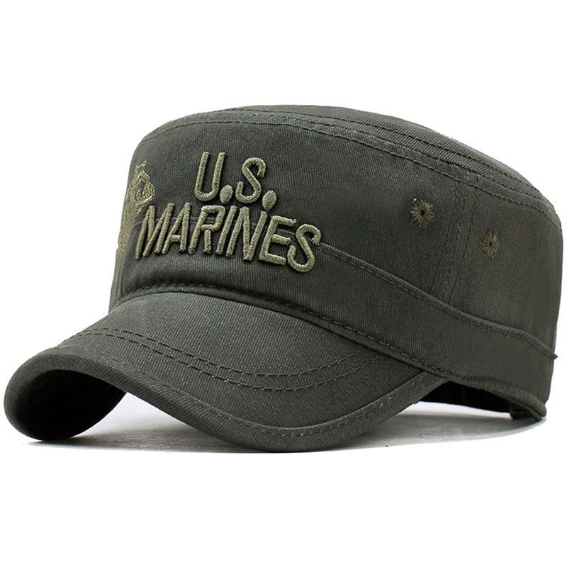 Desgastar, exército, boné, girado, costas, uniforme, soldado, militar.  Desgastar, ficar, exército, boné, girado, costas, | CanStock