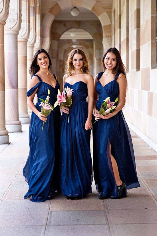 Una de azul dama de honor vestidos largos diferentes estilos del mismo color