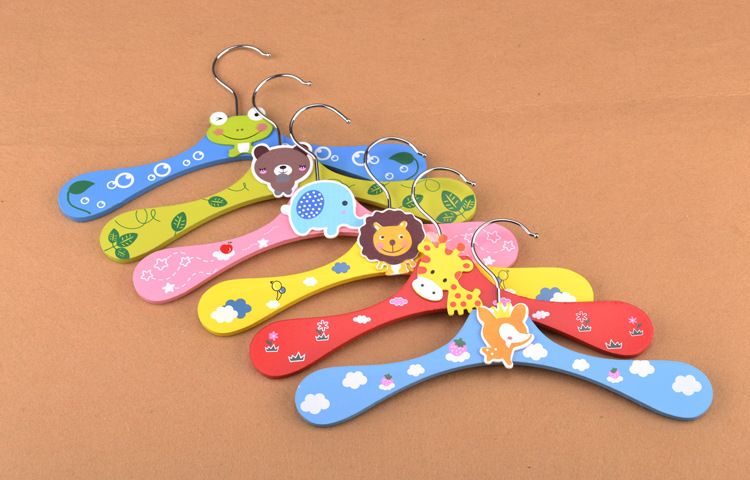 Acheter Pas Cher New Cute Cartoon Animals Enfants En Bois Vetements Cintre Bebe Enfants Cintre 6 Styles Dhl Livraison Gratuite Du 0 62 Fr Dhgate