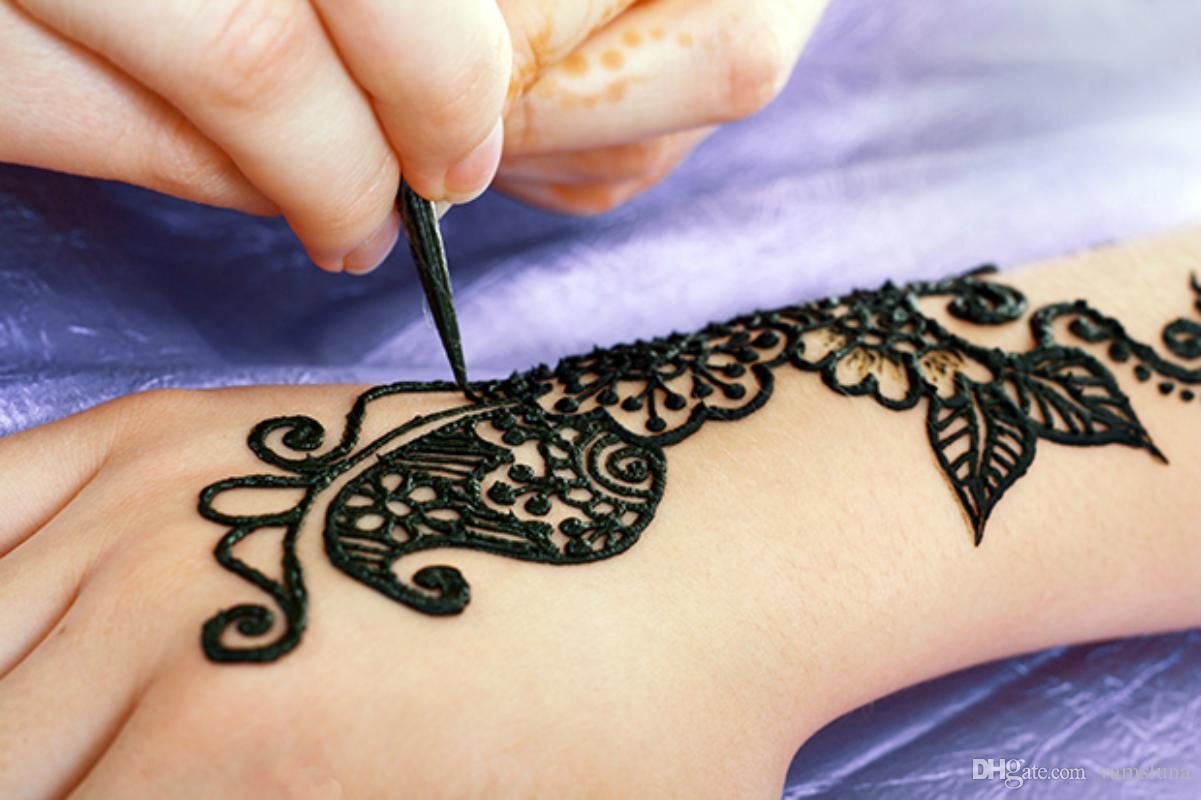 Acheter Pâte De Tatouage Au Henné Indien Naturel Naturel Pour Le Dessin Du Corps De Haute Qualité Temporaire Tatouages Au Henné Noir Body Art