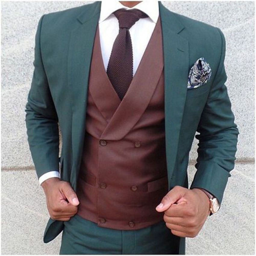 Compra Hecho A La Medida Más Reciente Abrigo Oscuro Traje Verde Hombres  Tuxedo Ajuste Delgado Flaco Boda Trajes Para Hombre 2018 Chaqueta +  Pantalones + Chaleco Doble De Pecho Barato | Entrega