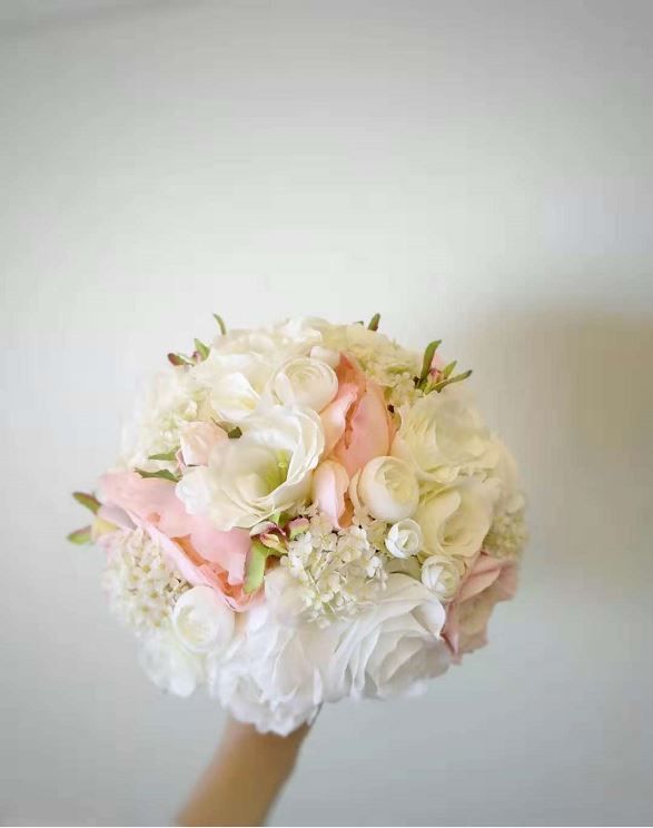 Custom Korean wedding bouquet white rose lisianthus flower romantic bridal  bouquet