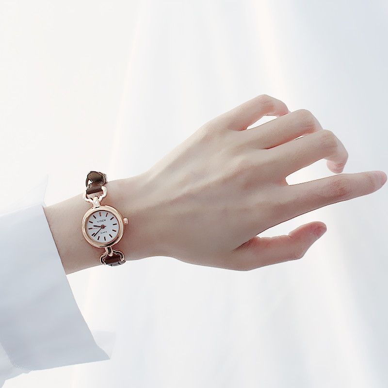 Compre Mujeres Cuarzo Analógico Muñeca Pequeño Dial Reloj Delicado Relojes  De Lujo De Negocios Relojes Moda Casual Vestido De Mujer Relojes A 1,99 €  Del Ken11cx | Es.Dhgate.Com