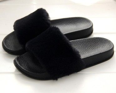 black slippers womens