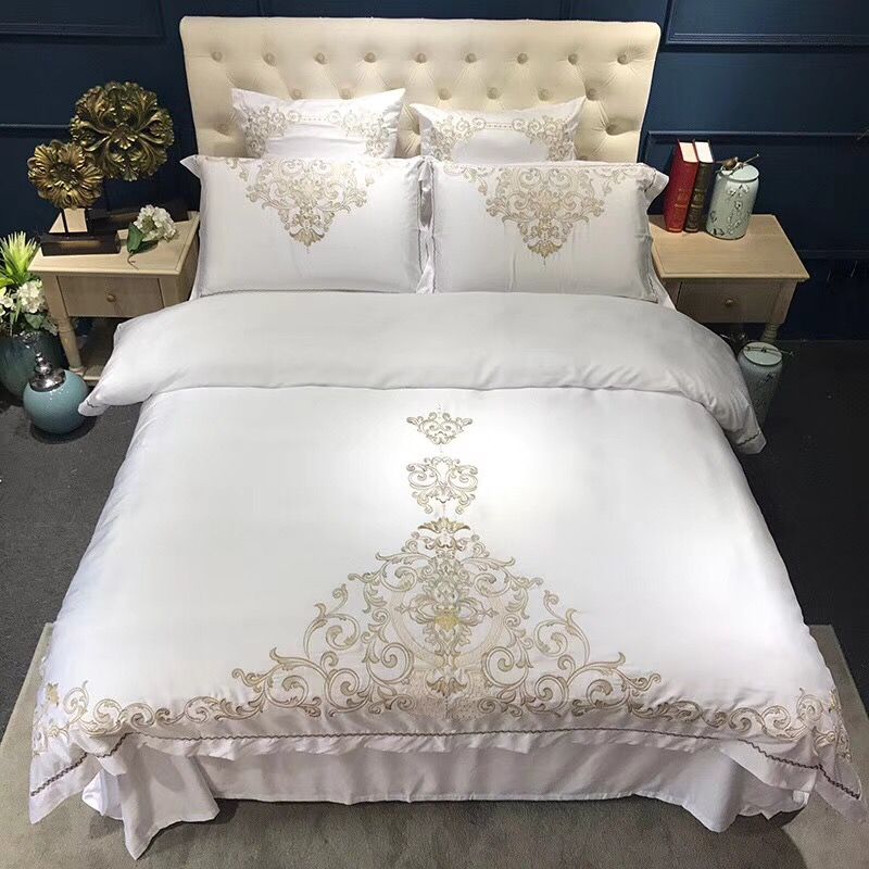 2018 4 Super Soft Bedding Set Embroidered Home Duvet Cover Set