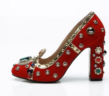 Acquistare Scarpe Con Tacco Basso In Camoscio Rosso Scarpe Da Donna Con  Tacco Alto Con Borchie E Strass Tacco Alto Scarpe Da Sposa Con Tacco A  Spillo Economico | Consegna Veloce E