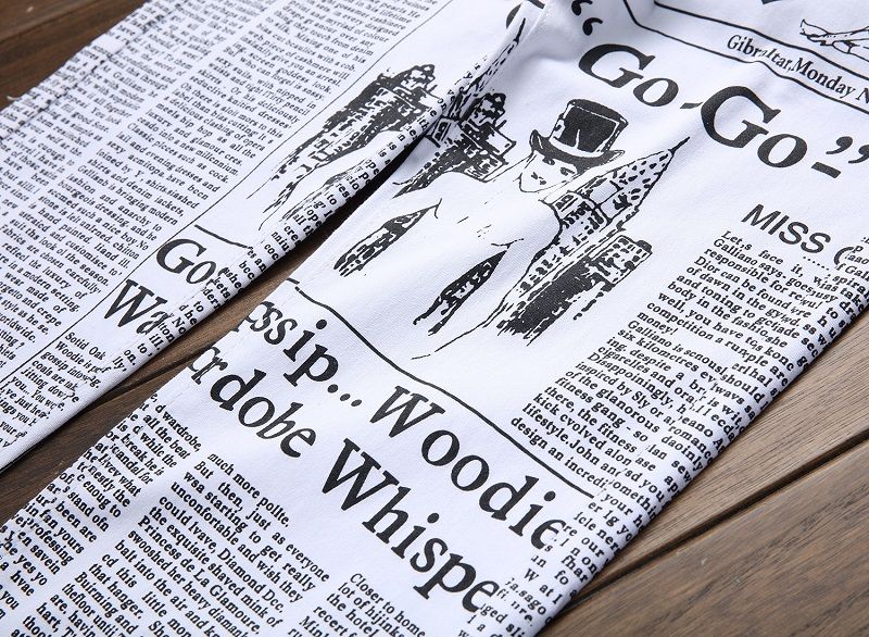 Großhandel Herren Jeans Robin Art Hosen Englische Zeitung Printed Cotton Hohe Elastische Beiläufige Demin Hosen Für Verkauf Von Blueberry12, $46.96 Großhandel Herren Jeans Robin Art Hosen Englische Zeitung Printed Cotton Hohe Elastische Beiläufige Demin Hosen Für Verkauf Von Blueberry12, $46.96