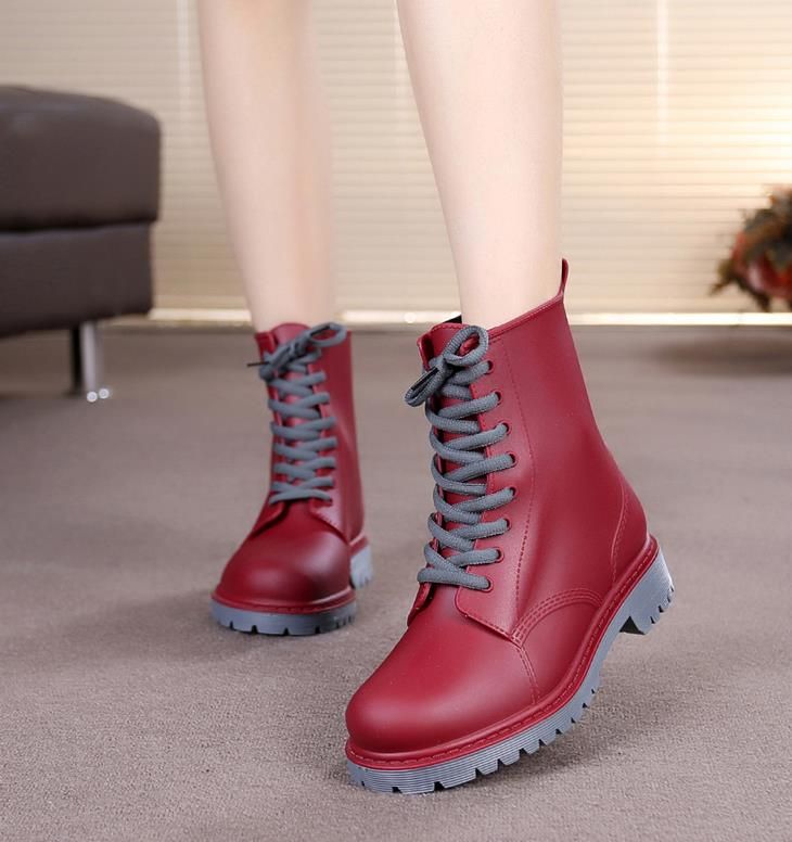 women's rain boots with laces
