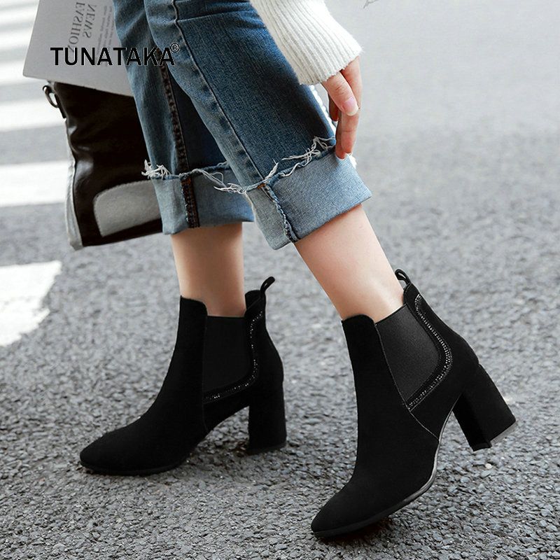 women's pointed toe chelsea boots