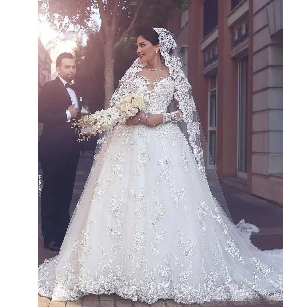 Muslimische Hochzeit Stockfotos Muslimische Hochzeit Abendkleid