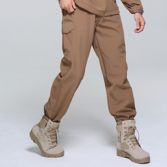 tan broek