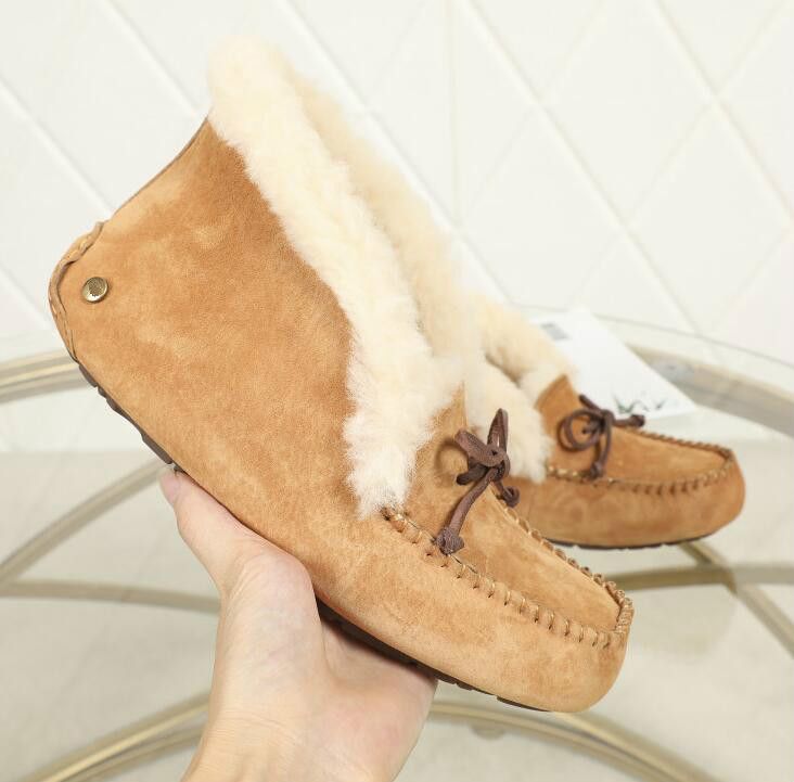 moccasin snow boots
