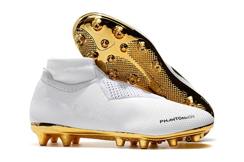 Compre Los Zapatos De Fútbol Phantom VSN Elite DF AG De Alta Calidad 2018  Nuevos De Oro Blanco Suman Seis Colores De Talla 39 45 A 44,42 € Del  Boost350store | DHgate.Com
