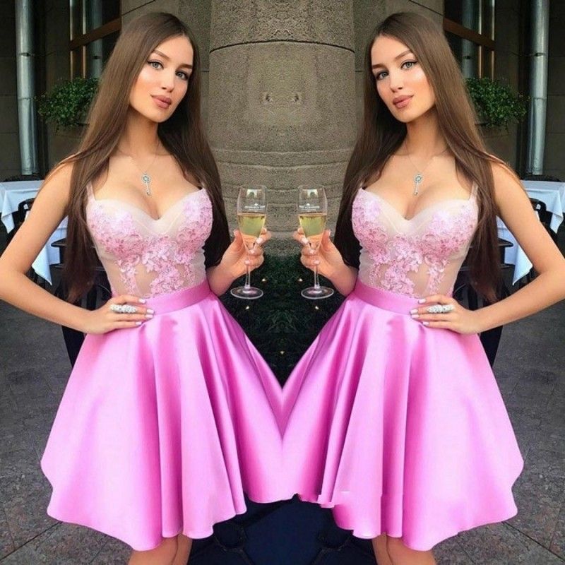 Compra Vestido De Fiesta Corto Satín Una Línea Correas De Espagueti  Apliques Vestido De Fiesta Con Cremallera Volver Vestido De Regreso A Casa  Vestido Formal Para Niñas Yong Barato | Entrega Rápida
