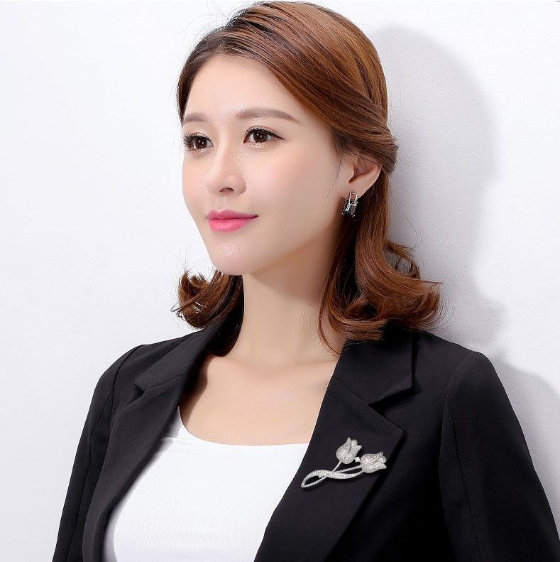 1 Pcs Silver Color Tulip Flower Cz Brooch Pin Elegant Rose Flower Cubic Zircon Brooches 1 Pcs Silver Color Tulip Flower Cz Brooch Pin Elegant Rose Flower Cubic Zircon Brooches