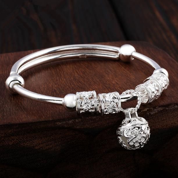 silver bracelet for girlfriend