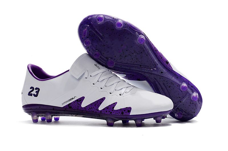 soccer cleats size 11