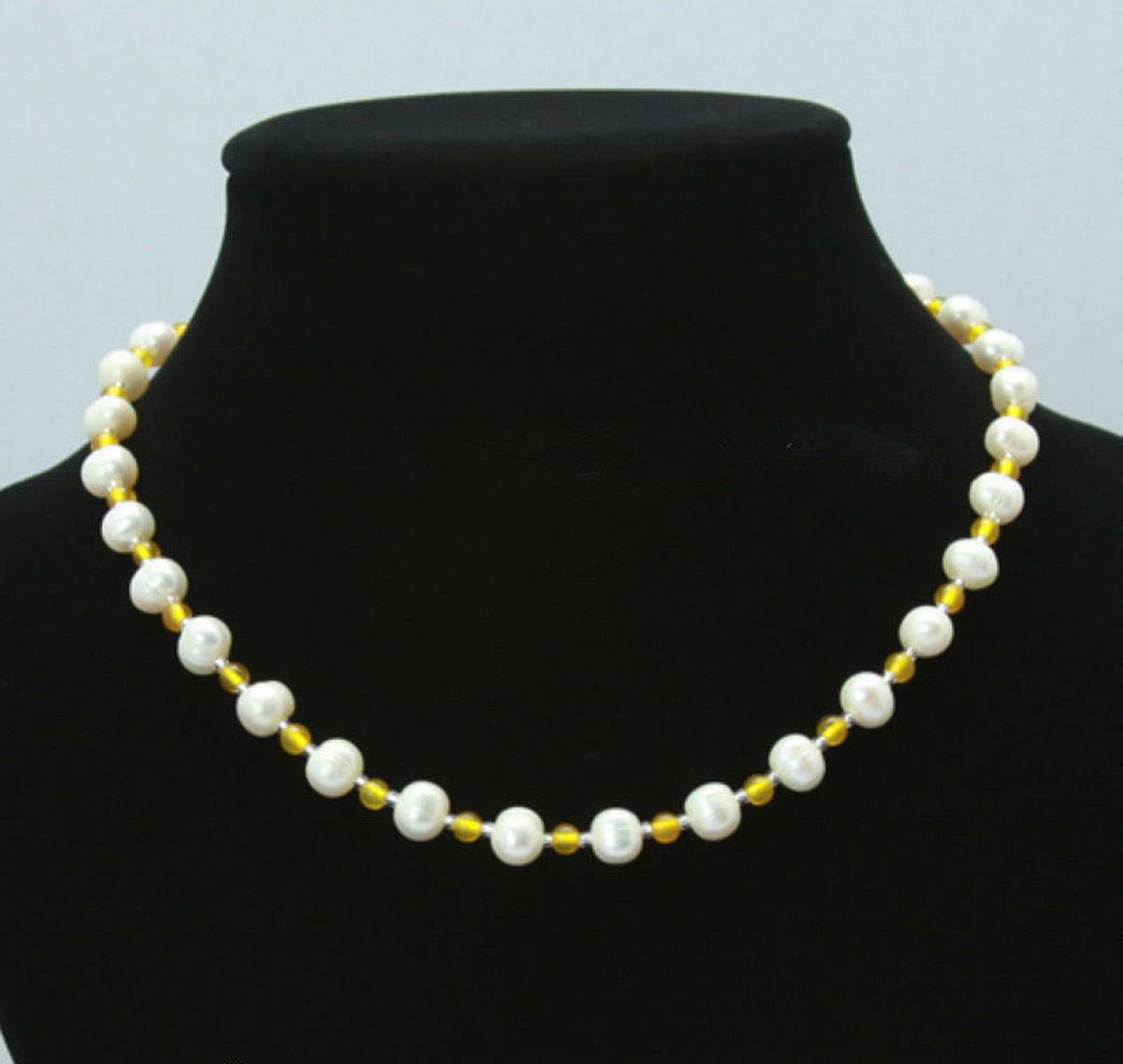 Women's 7-8MM Natural White Akoya Cultured Pearl Green Jade Necklace 18'' AAA