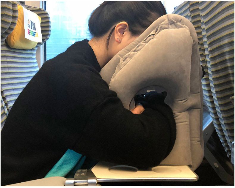 airplane pillow