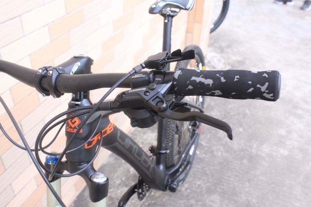 Velocità di incontri in bicicletta