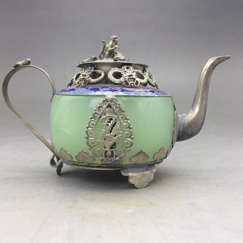 2021 ANCIENT OLD DECORATIVE JADE INLAID WITH TIBETAN SILVER MONKEY