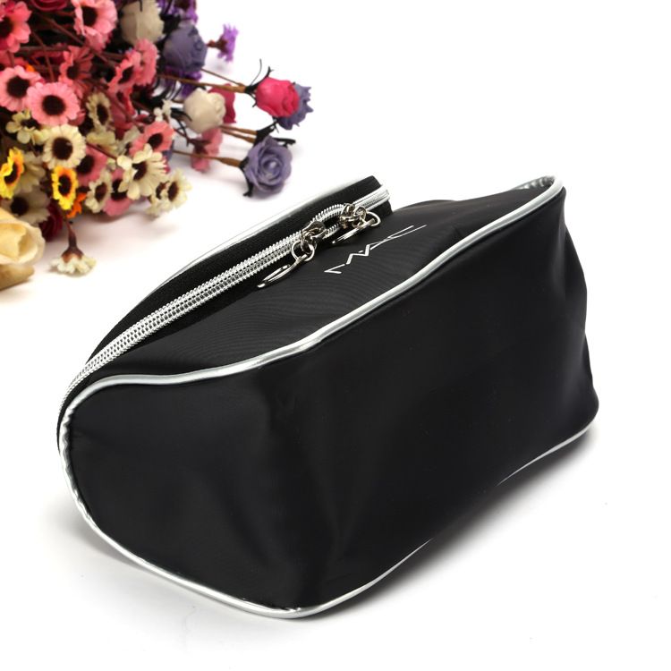 2020 Fashion Cosmetic Bag Mac Makeup Waterproof Bags New Compact