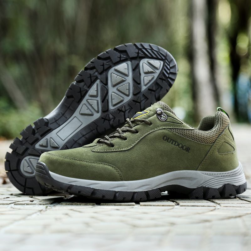 mens trail shoes